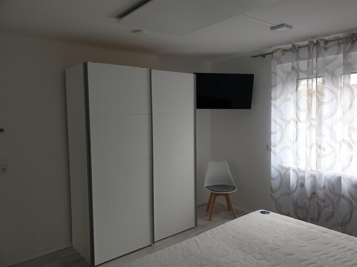 Ferienwohnung Mueller Кенцинген Экстерьер фото